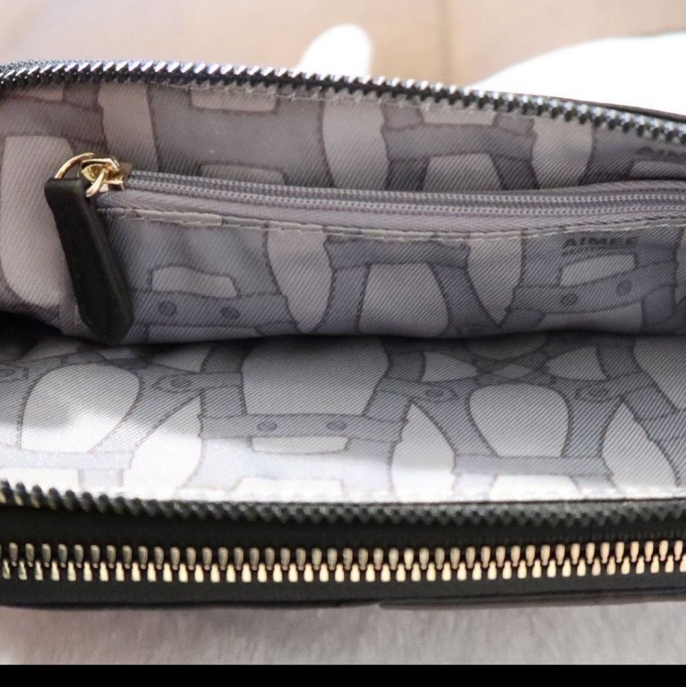 Black wallet Aimme kestemberg - Picture 8 of 9